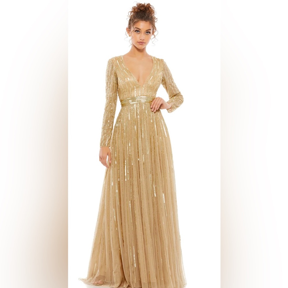 Mac Duggal 4477